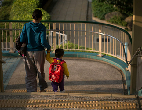 香港幼兒園，36所學(xué)校獲批準(zhǔn)超收?qǐng)?bào)名費(fèi)，最高約2500元